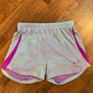 Nike Unlined Patterned shorts